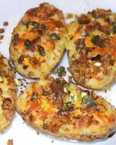 Картофель в духовке с начинкой из грибов и сыра