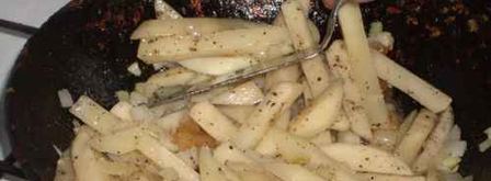 картофель жареный с мясом. Шаг 15