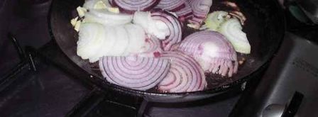 картофель жареный с сосисками. Шаг 4