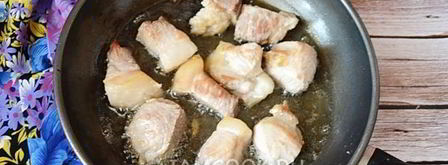 молодая картошка с мясом в духовке. Шаг 6