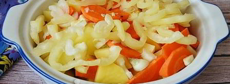 молодая картошка с мясом в духовке. Шаг 10