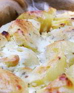 Молодой картофель в духовке