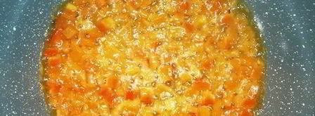 острый рис том-ям с кальмарами. Шаг 4