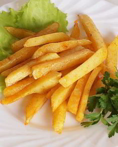 Пикантный картофель фри в духовке без масла