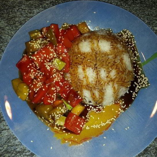 Рецепт постного риса с овощами под соусом терияки