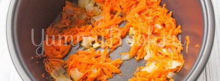 рис с лесными грибами в мультиварке. Шаг 2