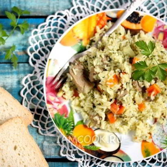 Рецепт риса с мясом и шпинатом в мультиварке