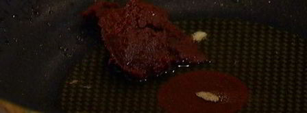 рис с яйцами и зеленым горошком по-индонезийски. Шаг 4