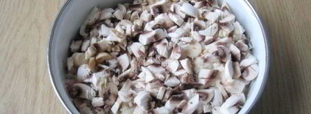 голубцы с курицей, свиной грудинкой и грибами. Шаг 4