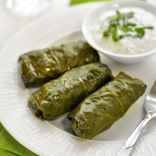 Рецепт голубцов в виноградных листьях