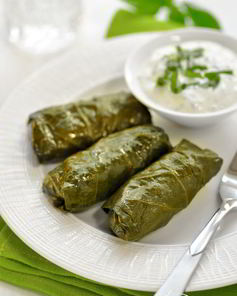 Голубцы в виноградных листьях