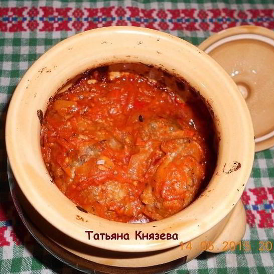 Рецепт ленивых голубцов с капустой и фаршем в горшочках