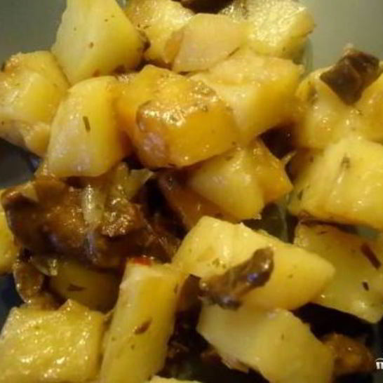 Рецепт белых грибов с картошкой в мультиварке