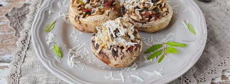 грибы, фаршированные рисом. Шаг 6