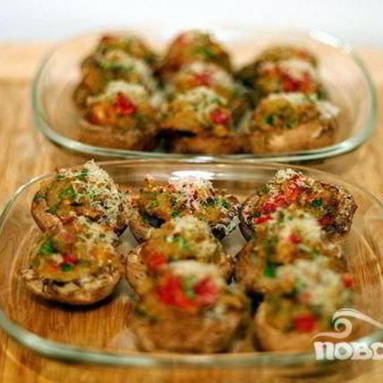Рецепт грибов, фаршированных вялеными помидорами