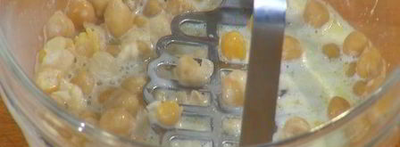 грибы на гриле с нутом и баклажанами. Шаг 13