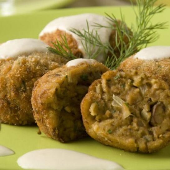 Рецепт крокетов грибных со сметанным соусом