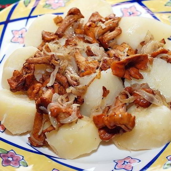 Рецепт лисичек с картошкой жареные