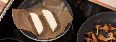 лисички с жареным адыгейским сыром. Шаг 2