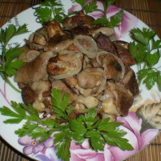 Рецепт маслят, жареных с луком