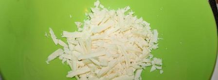 шампиньоны, фаршированные кинзой и брынзой. Шаг 6