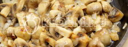 шампиньоны со сметаной. Шаг 3