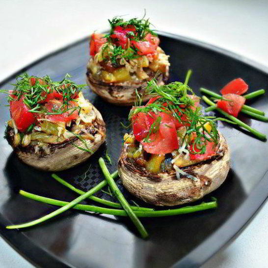 Рецепт запеченных фаршированных шампиньонов