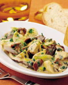 Грибной гуляш в винно-перечном соусе