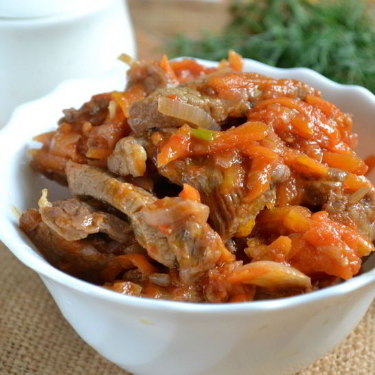 Рецепт гуляша из говядины с подливкой