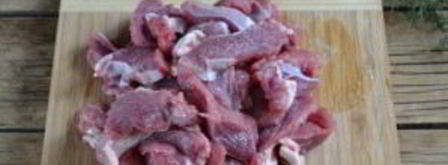 гуляш из говядины с подливкой. Шаг 2