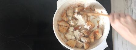 гуляш из индейки с подливкой. Шаг 4