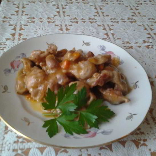 Рецепт гуляша из куриных желудков