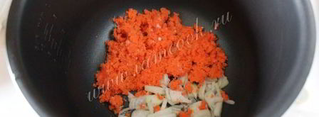 гуляш из свинины в мультиварке. Шаг 3