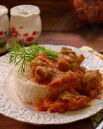 Гуляш куриный с подливкой