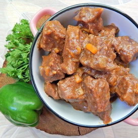 Рецепт гуляша по-домашнему из говядины