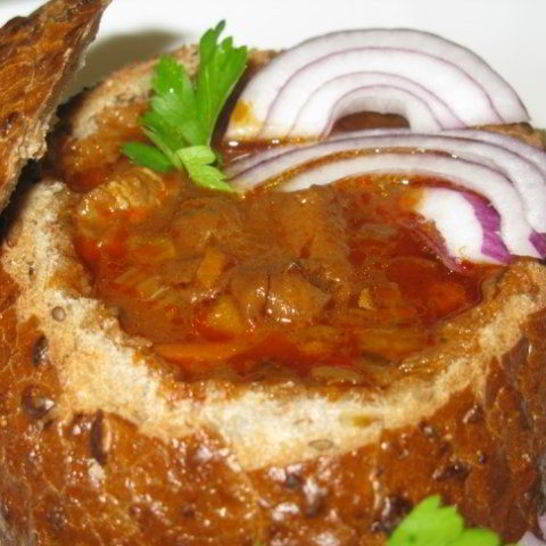 Рецепт супа-гуляша в хлебе