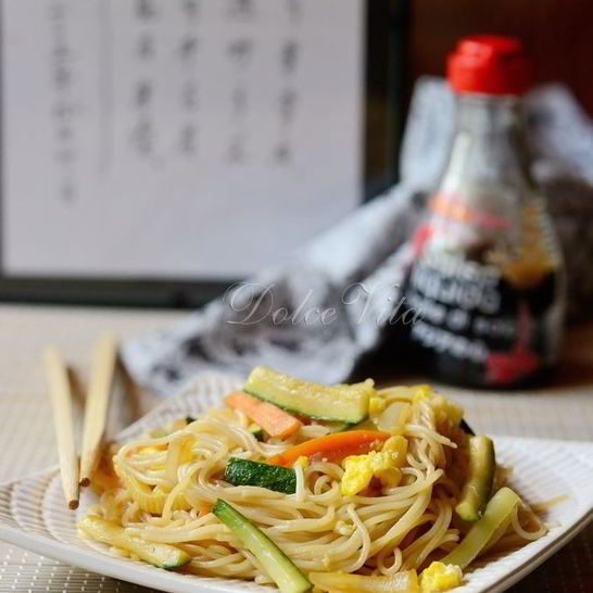 Рецепт кантонской лапши с овощами, грибами и яйцом