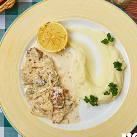 Рецепт клецек из щуки в икорном соусе