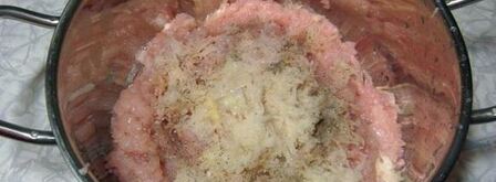 котлеты из филе индейки. Шаг 2