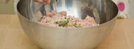 котлеты из птицы с белыми грибами и тимьяном. Шаг 5