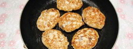 куриные котлеты с грибами и квашеной капустой. Шаг 8