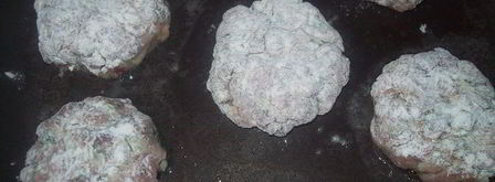 рубленные котлеты из свинины с майонезом. Шаг 4