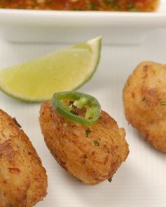 Рыбные котлеты с соусом чили
