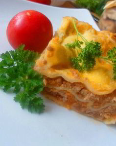 Лазанья с мясным фаршем и овощами