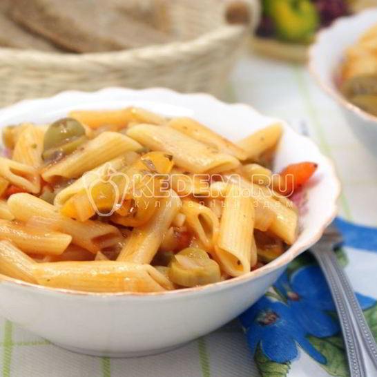 Рецепт макарон перья с овощной подливой