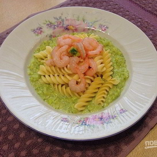 Рецепт макарон с соусом из брокколи и креветками