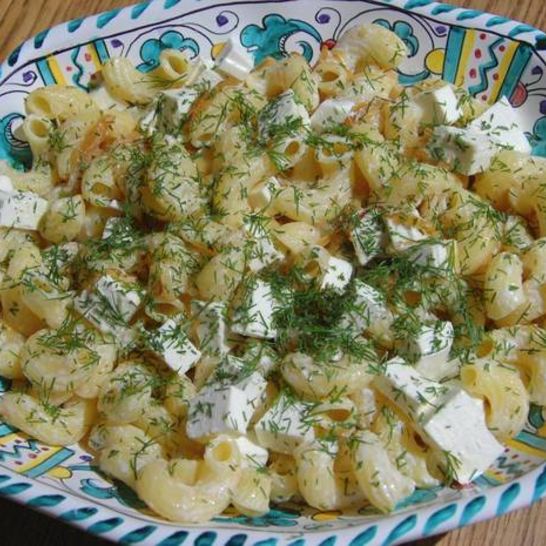 Рецепт пасты по-турецки с фетой и кефиром