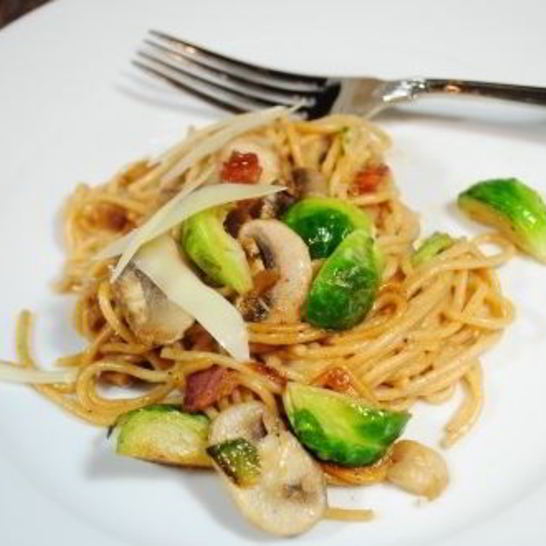 Рецепт пасты с брюссельской капустой и беконом