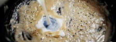 паста с помидорами, сыром и панировочными сухарями. Шаг 2