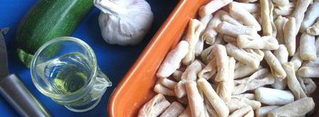 паста с цукини, маринованными в лимонном соке. Шаг 2